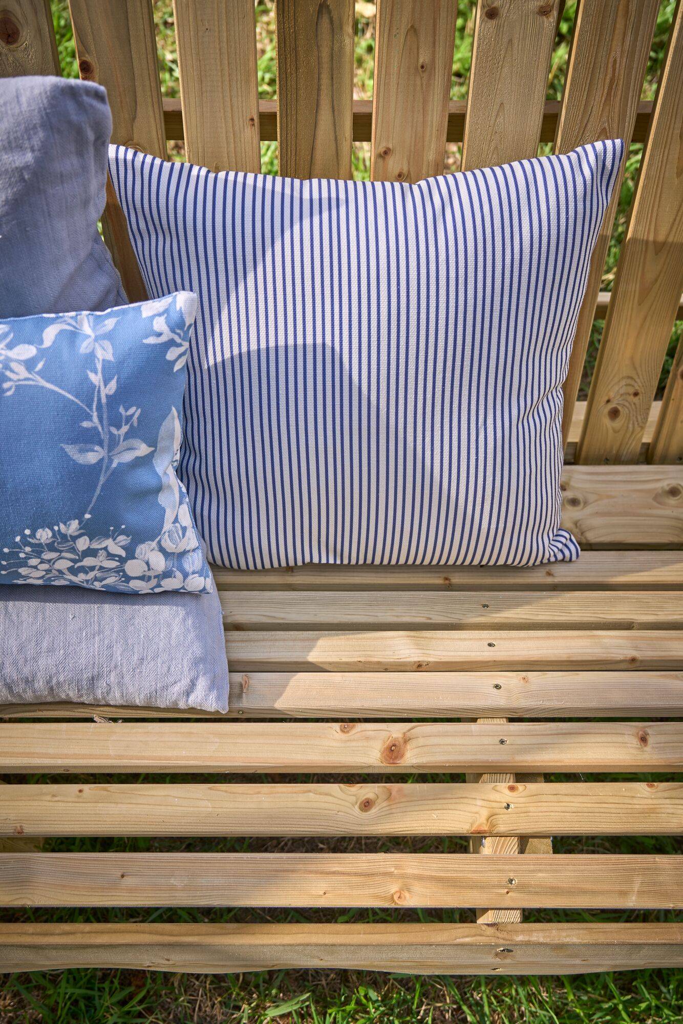 Coussin coton Aulne CAMIF - Rayures Bleu Nautique - 45 x 45 cm