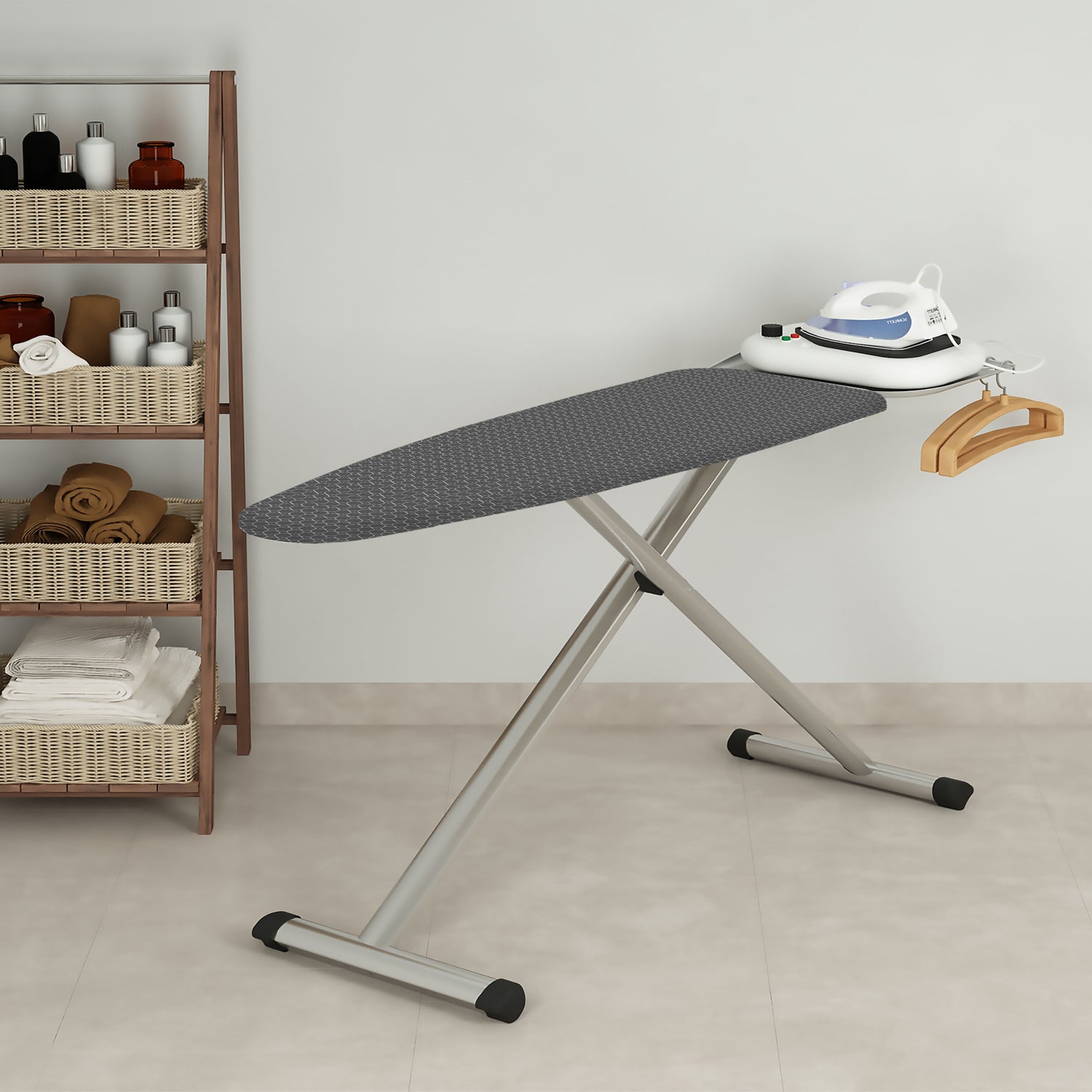 Colombo Alluminia - XL Planche a repasser (125x42 cm), Support de repos renforcé pour fer a vapeur, Ultra légère et robuste, Fabriquée en Italie.