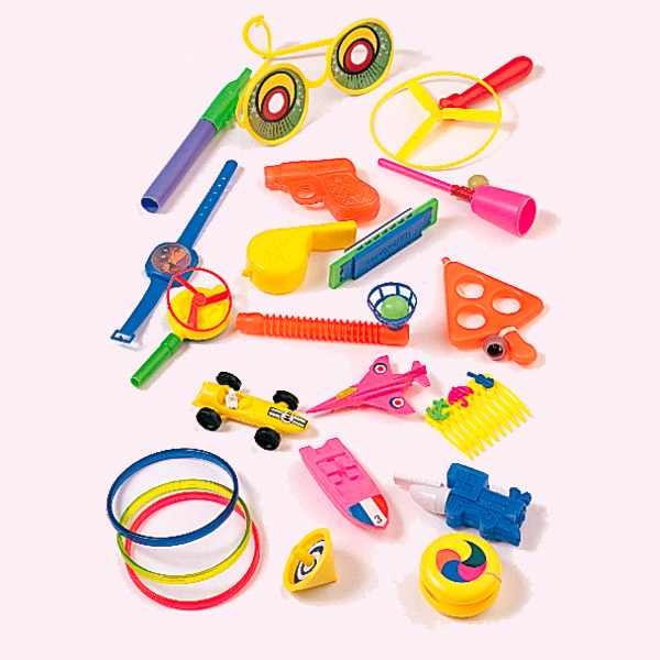 Jouets économiques assortis plastique - vendu par 100 (PU 0,2€)