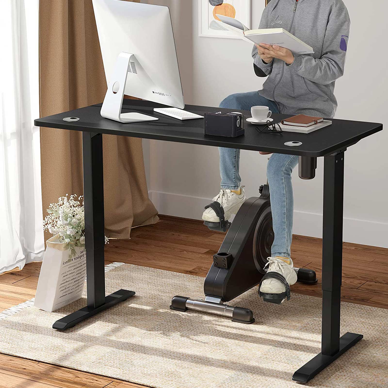 SONGMICS - Bureau Electrique, Bureau Assis Debout Electrique, Bureau électrique réglable en Hauteur, avec Plateau de Table réglable en continu, Noir