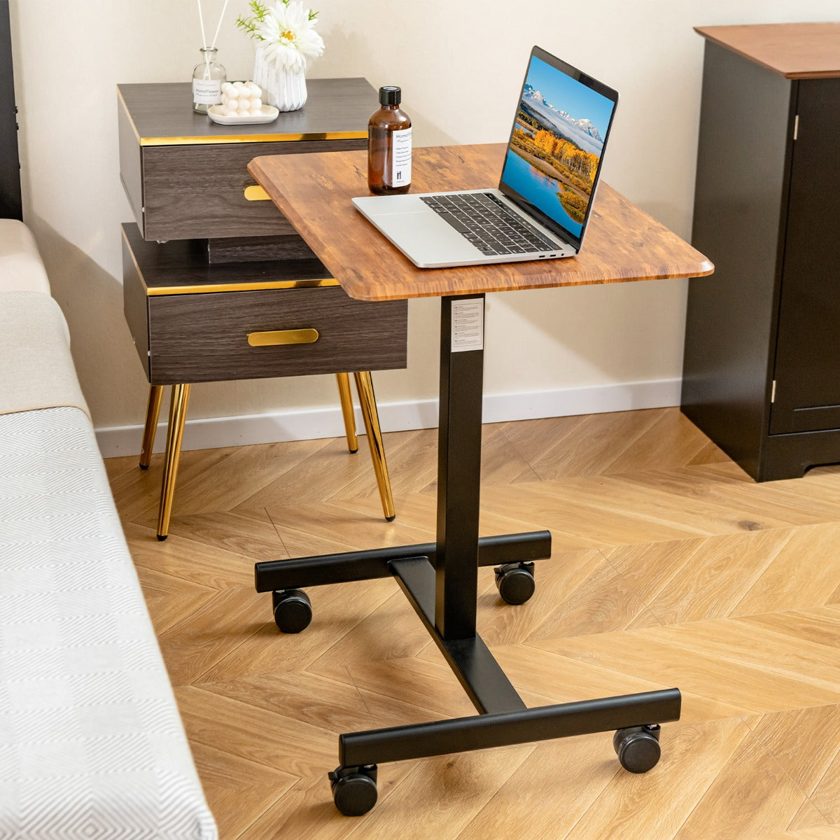Costway - Table, Bureau Assis Debout, Bureau Ordinateur, Hauteur réglable 74-108cm, Table de Bureau, Poste de Travail avec Roulettes, Marron Rustique